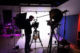 Membuat Dokumenter yang Menginspirasi dengan Jasa Videografi