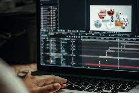 Daya Tarik Visual: Manfaat Video Motion Grafis untuk Bisnis
