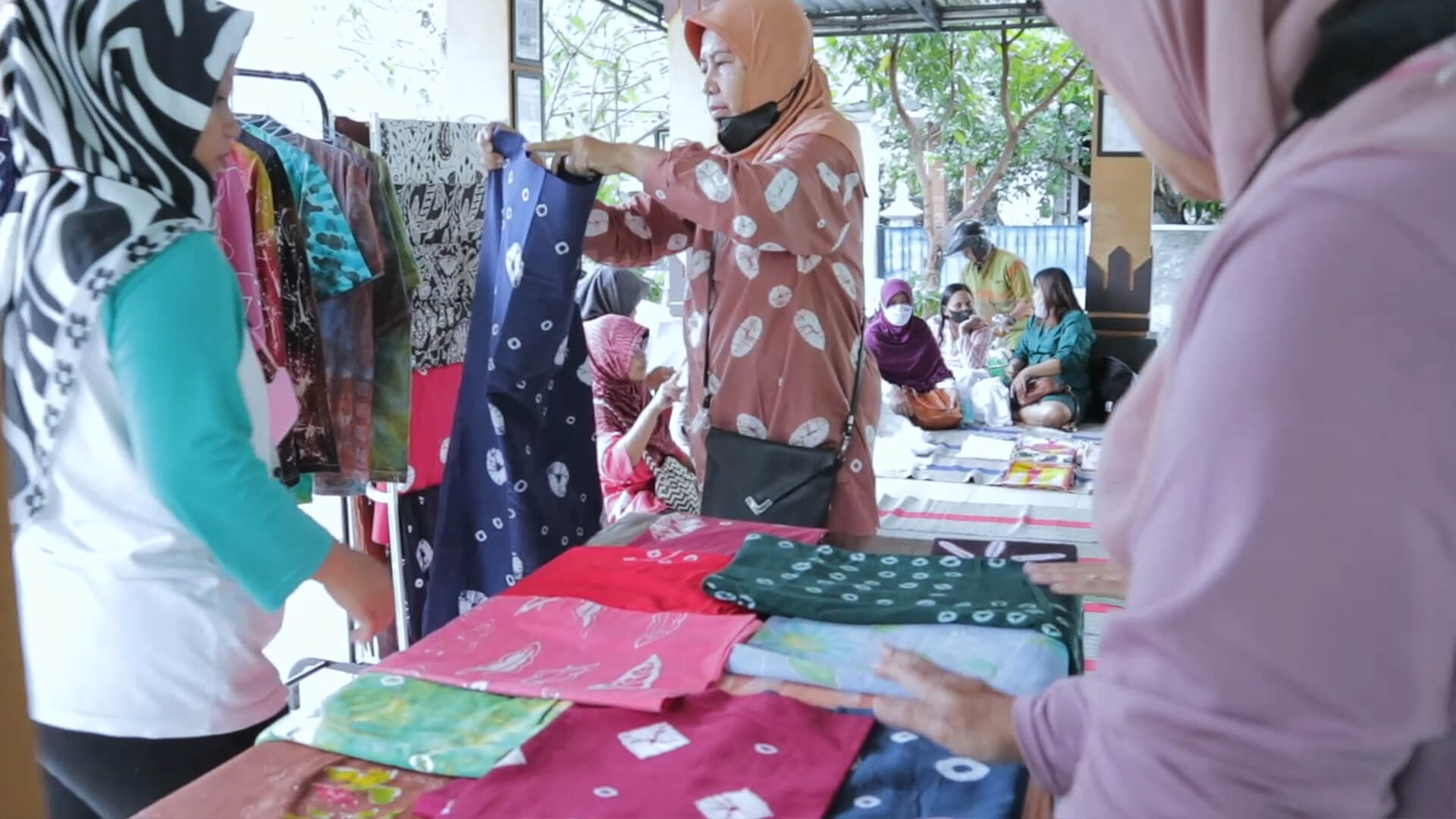 RUMAH PRODUKSI INDONESIA