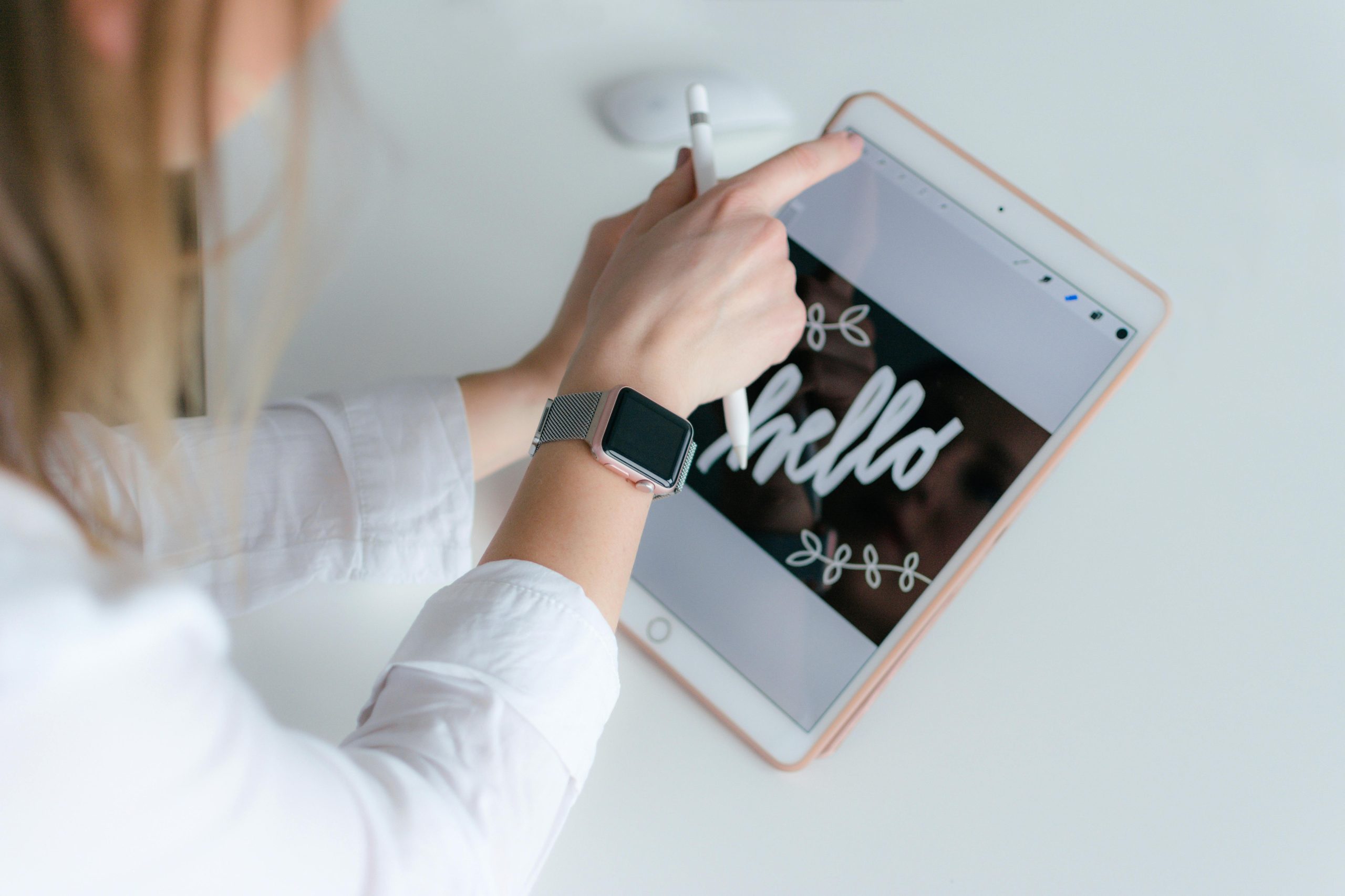 Aplikasi Menggambar Terbaik di Tablet untuk Desainer Profesional