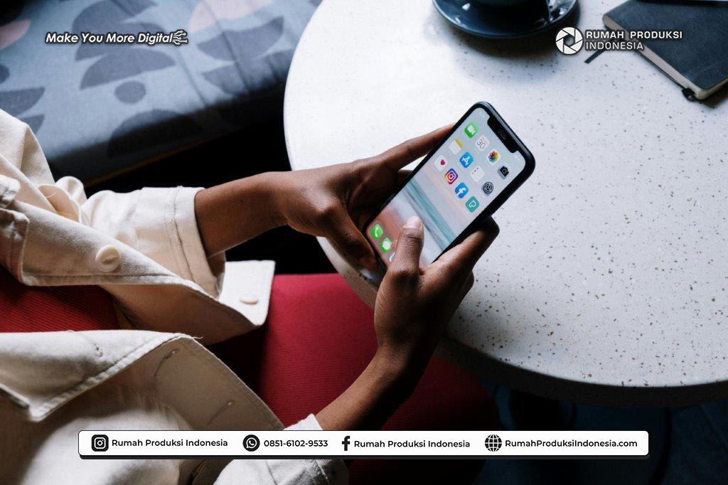 Strategi Media Sosial