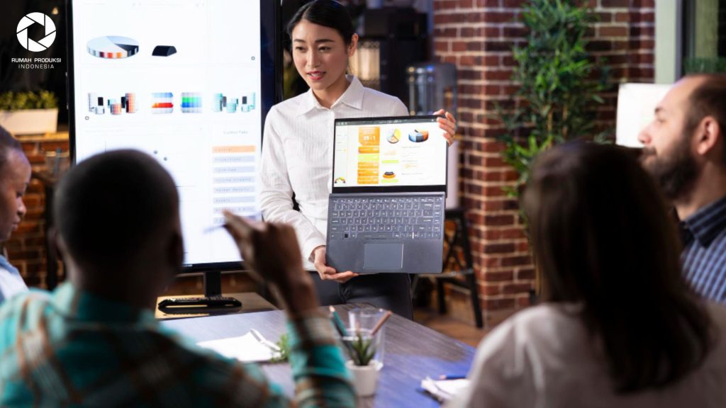 Konsultasi Strategi Digital: Kunci Sukses Membangun Brand Unggul di Era Digital Bersama Rumah Produksi Indonesia