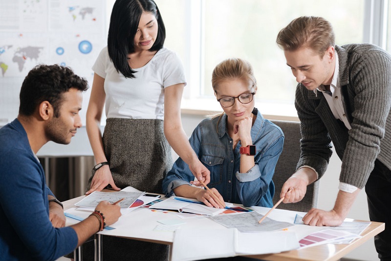 Building Strong Branding with Quality Compro Services