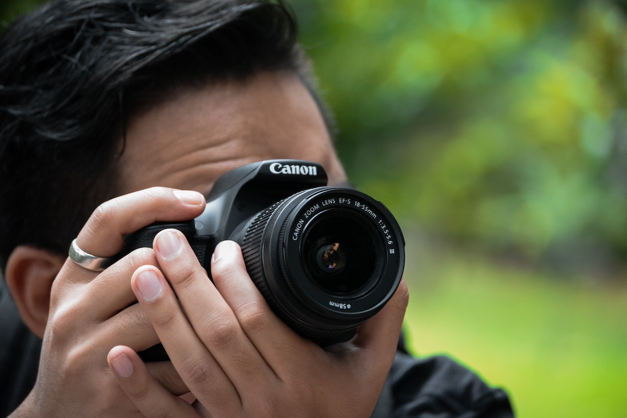 Mendefinisikan Kecerahan: Meraih Cahaya dengan Jasa Fotografi