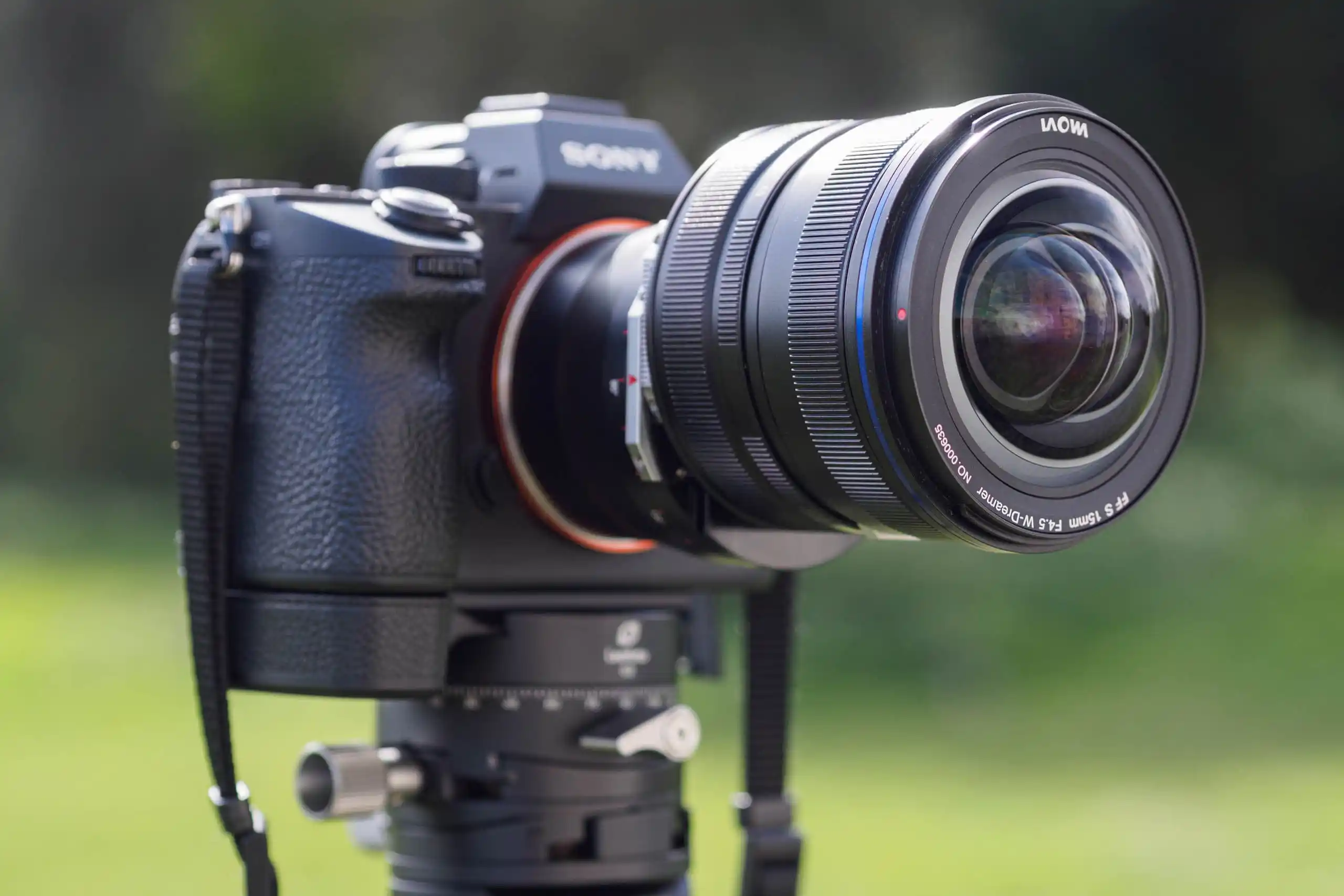 Penggunaan Lensa Tilt-Shift Fotografi: Menciptakan Efek Miniatur