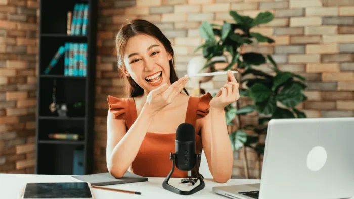 Endorse Selebgram: Cara Efektif Meningkatkan Visibilitas Produk Anda