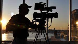 Membangun Tim Produksi yang Solid untuk Kesuksesan Film