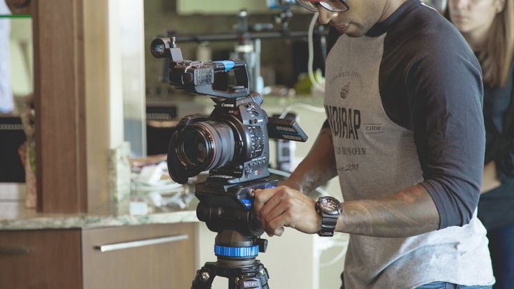 Teknik Videografi Cinematic yang Menarik Perhatian Audiens