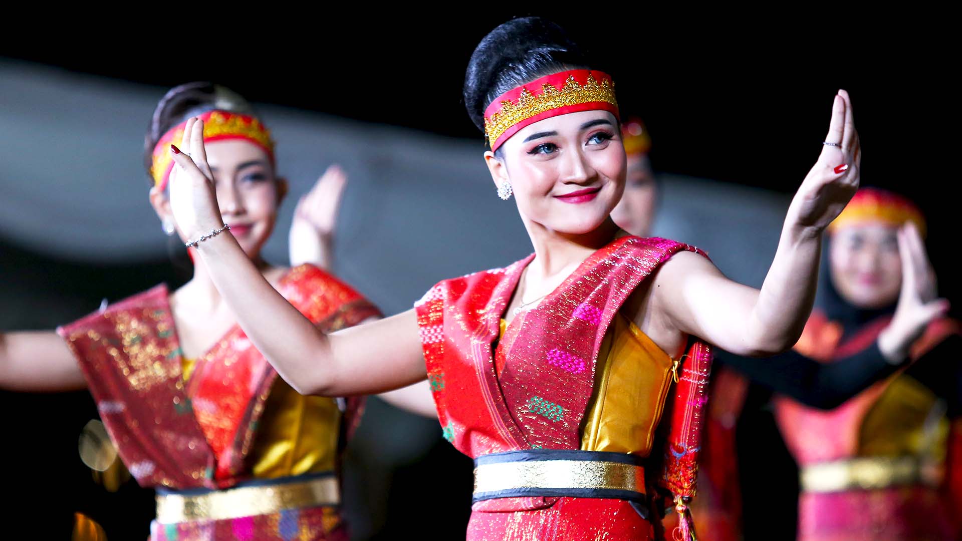 FOTOGRAFI YANG DIMINATI MASYARAKAT